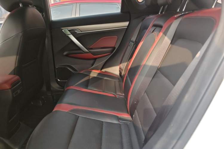 Used Geely Auto Coolray 2019 Sport Version 260T DCT Battle China VI Standard Left Rear Seat