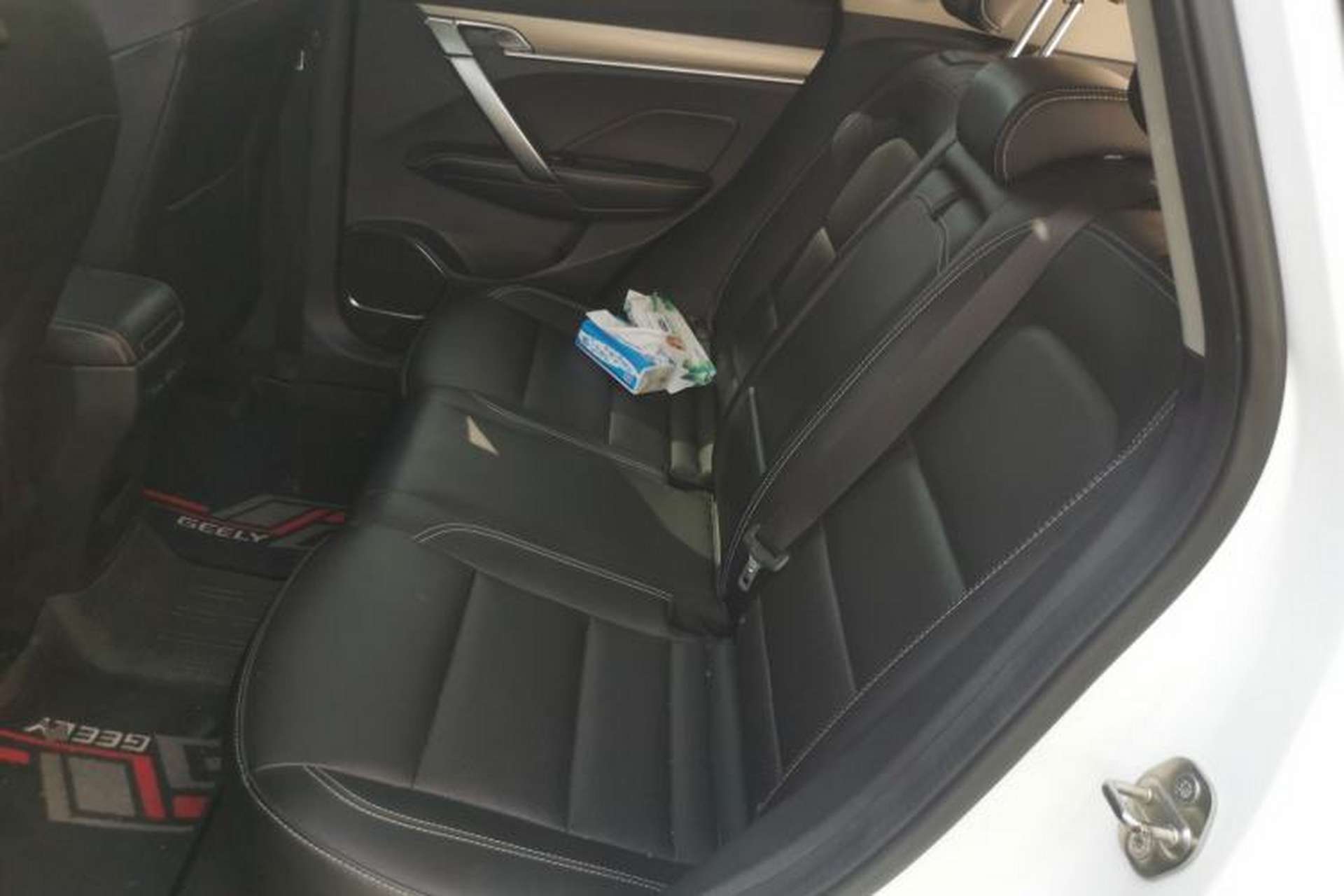 Used Geely Auto Coolray 2019 Sport Model 260T DCT Battle China V Standard Left Rear Seat