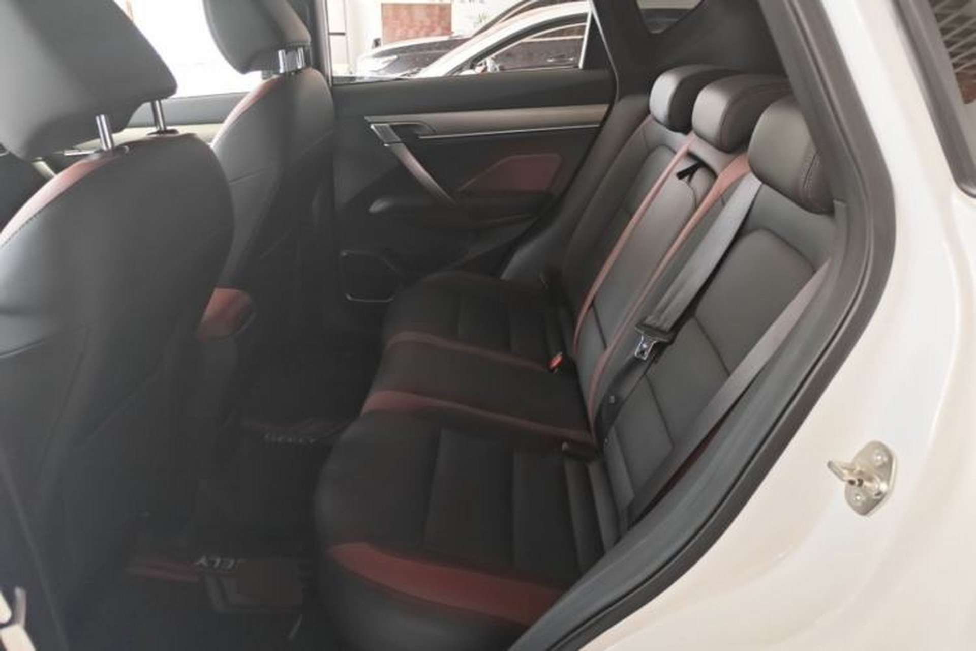 Used Geely Auto Coolray 2019 Sport Version 260T DCT Explorer China VI Standard Left Rear Seat