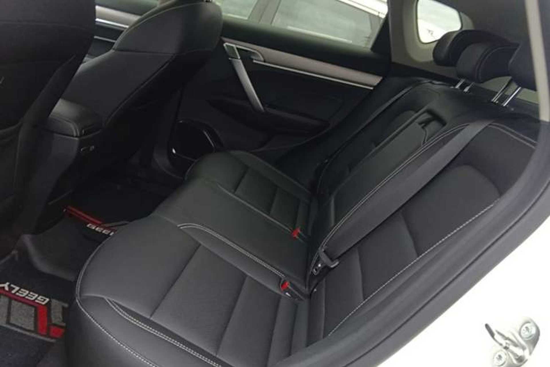 Used Geely Auto Coolray 2019 260T DCT Knight China VI Standard Left Rear Seat