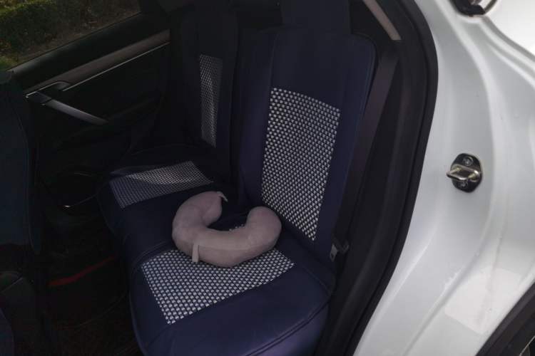 Used Geely Auto Coolray 2019 260T DCT Knight China VI Standard Left Rear Seat