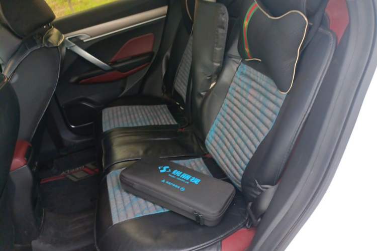 Used Geely Auto Coolray 2019 Sport Version 260T DCT Battle China VI Standard Left Rear Seat