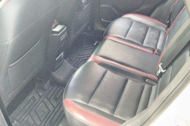 Used Geely Auto Coolray 2019 Sport Version 260T DCT Explorer China VI Standard Left Rear Seat