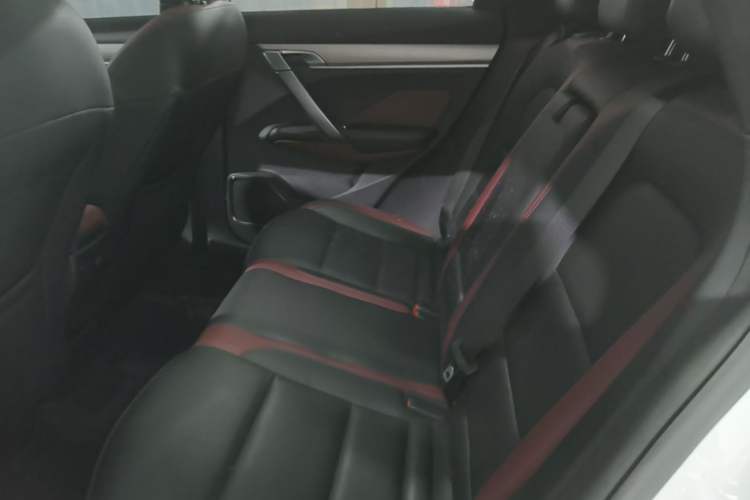 Used Geely Auto Coolray 2019 Sport Version 260T DCT Explorer China VI Standard Left Rear Seat