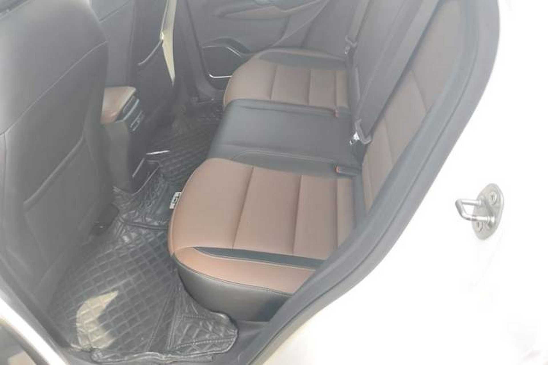 Used Geely Auto Coolray 2019 260T DCT Explorer China VI Standard Left Rear Seat