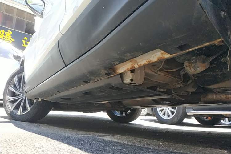 Used Geely Auto Coolray 2019 260T DCT Knight China VI Standard Left Side Sill