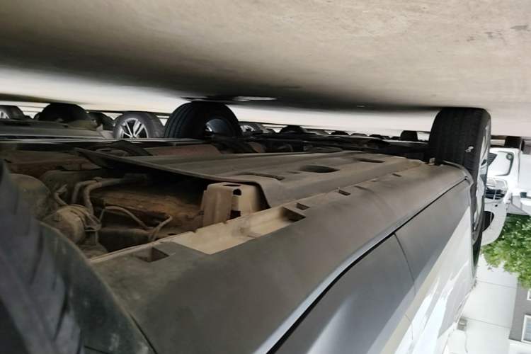 Used Geely Auto Coolray 2019 260T DCT Knight China V Standard Left Side Sill
