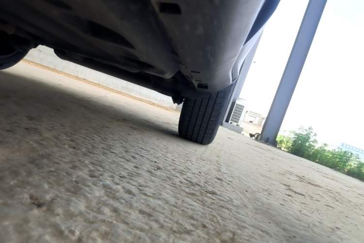 Used Geely Auto Coolray 2019 260T DCT Knight China V Standard Left Side Sill