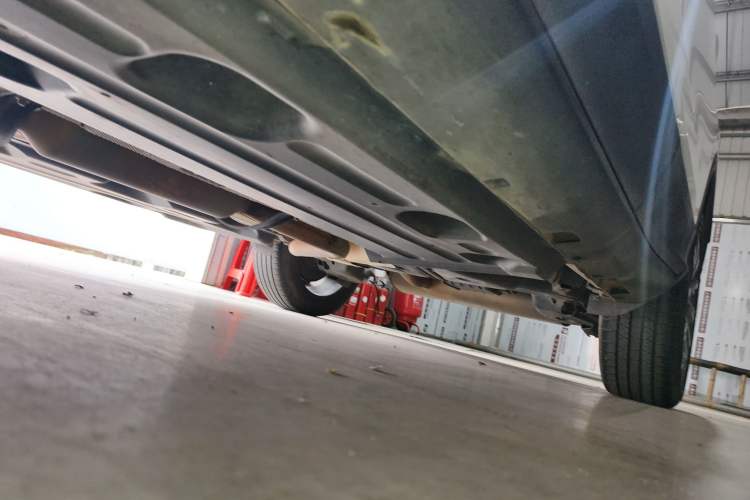 Used Geely Auto Coolray 2019 260T DCT Knight China VI Standard Left Side Sill