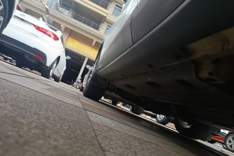 Used Geely Auto Coolray 2019 260T DCT Knight China VI Standard Left Side Sill