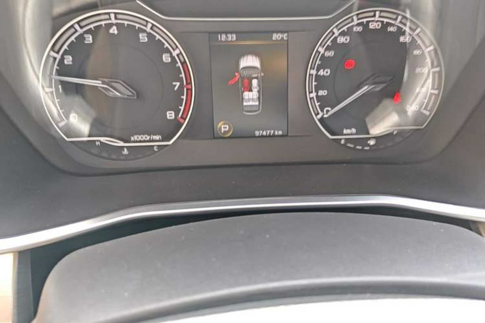 Used Geely Auto Coolray 2019 260T DCT Knight China VI Standard Odometer Close Up
