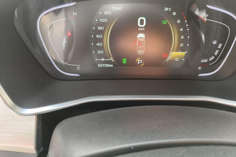 Used Geely Auto Coolray 2019 Sport Model 260T DCT Battle China V Standard Odometer Close Up