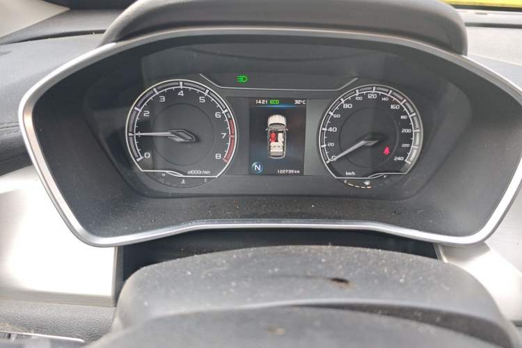 Used Geely Auto Coolray 2019 260T DCT Knight China V Standard Odometer Close Up
