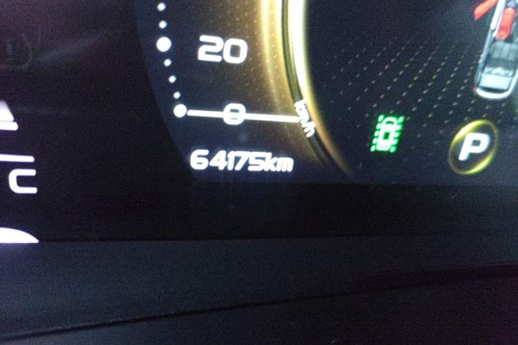 Used Geely Auto Coolray 2019 Sport Version 260T DCT Battle China VI Standard Odometer Close Up