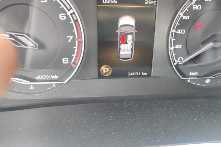 Used Geely Auto Coolray 2019 260T DCT Knight China VI Standard Odometer Close Up