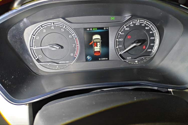 Used Geely Auto Coolray 2019 260T DCT Knight China V Standard Odometer Close Up