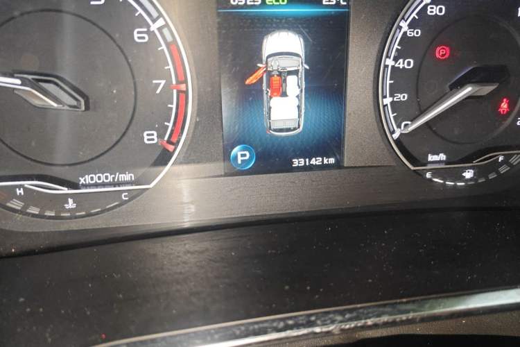 Used Geely Auto Coolray 2019 260T DCT Knight China VI Standard Odometer Close Up