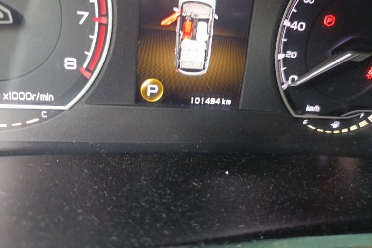 Used Geely Auto Coolray 2019 260T DCT Knight China V Standard Odometer Close Up