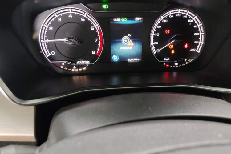 Used Geely Auto Coolray 2019 260T DCT Knight China VI Standard Odometer Close Up