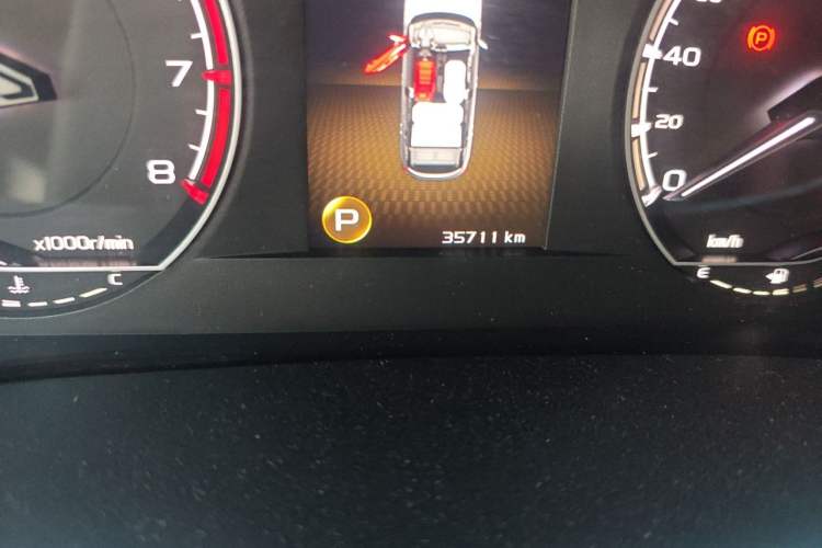 Used Geely Auto Coolray 2019 260T DCT Knight China VI Standard Odometer Close Up