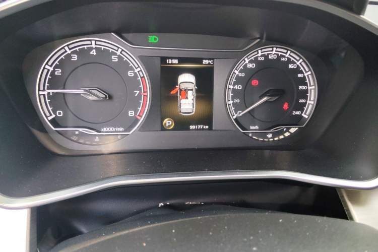 Used Geely Auto Coolray 2019 260T DCT Knight China V Standard Odometer Close Up