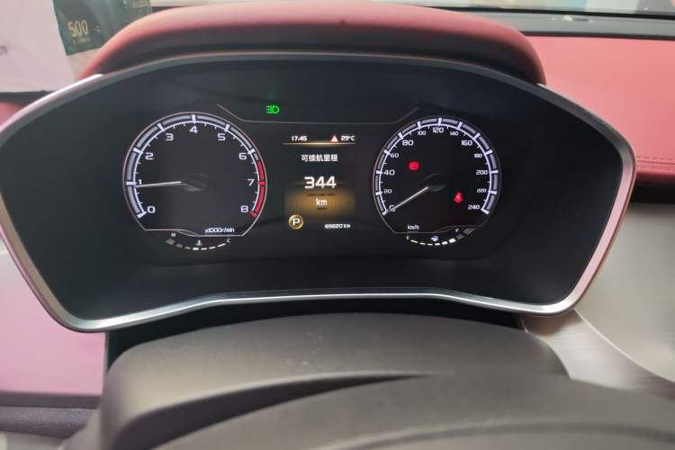 Used Geely Auto Coolray 2019 260T DCT Knight China VI Standard Odometer Close Up