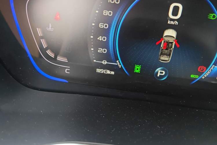 Used Geely Auto Coolray 2019 Sport Version 260T DCT Battle China VI Standard Odometer Close Up