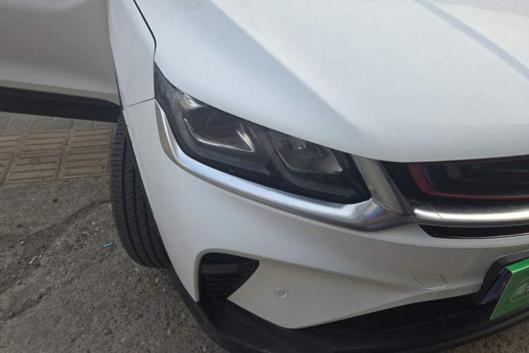 Used Geely Auto Coolray 2019 Sport Version 260T DCT Battle China VI Standard Right Front Headlight
