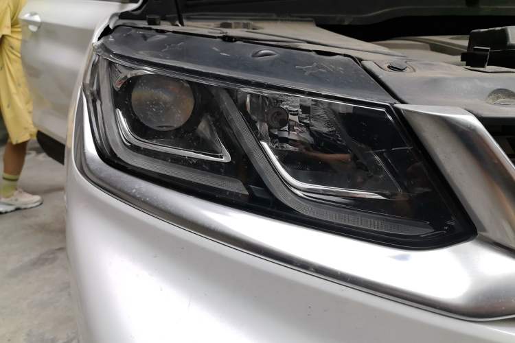 Used Geely Auto Coolray 2019 260T DCT Explorer China V Standard Right Front Headlight