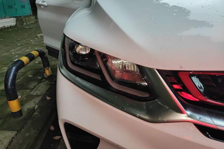 Used Geely Auto Coolray 2019 Sport Version 260T DCT Battle China VI Standard Right Front Headlight