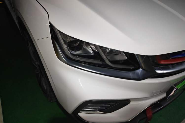 Used Geely Auto Coolray 2019 260T DCT Knight China V Standard Right Front Headlight