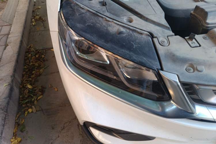 Used Geely Auto Coolray 2019 260T DCT Knight China V Standard Right Front Headlight