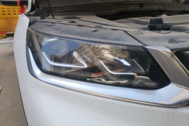 Used Geely Auto Coolray 2019 260T DCT Explorer China VI Standard Right Front Headlight