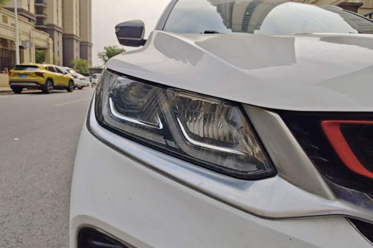 Used Geely Auto Coolray 2019 Sport Version 260T DCT Battle China VI Standard Right Front Headlight