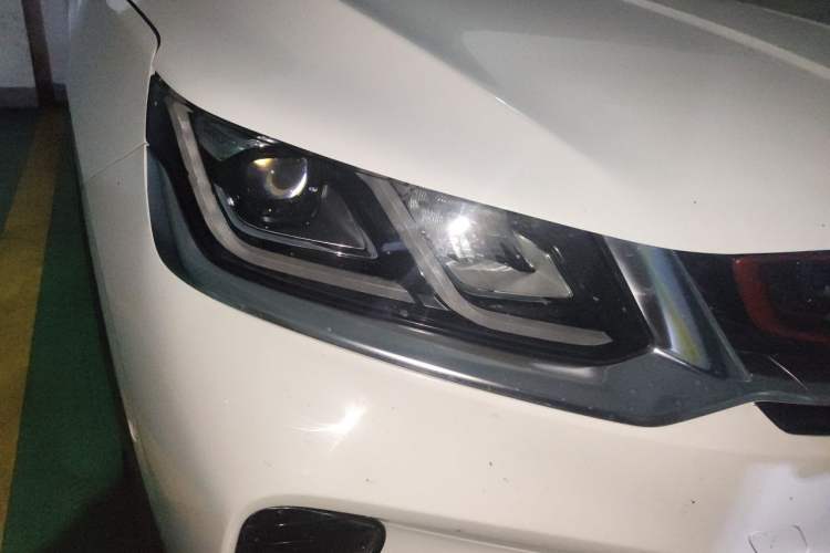 Used Geely Auto Coolray 2019 Sport Model 260T DCT Battle China V Standard Right Front Headlight