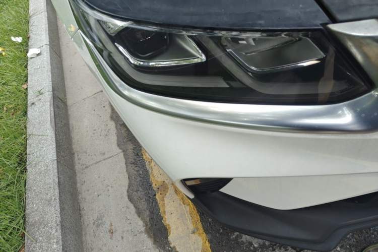 Used Geely Auto Coolray 2019 Sport Model 260T DCT Patrol China V Standard Right Front Headlight