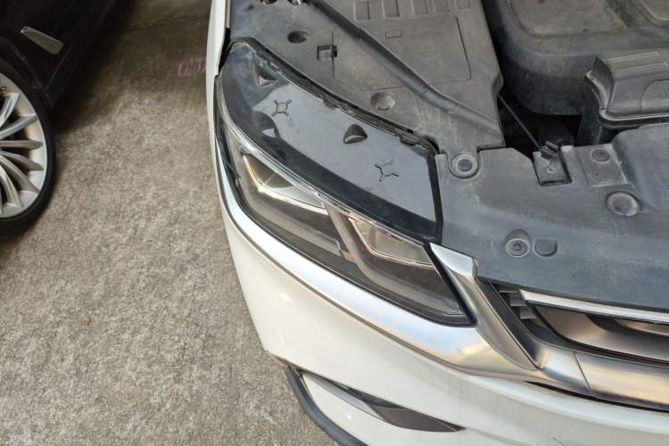 Used Geely Auto Coolray 2019 260T DCT Explorer China V Standard Right Front Headlight