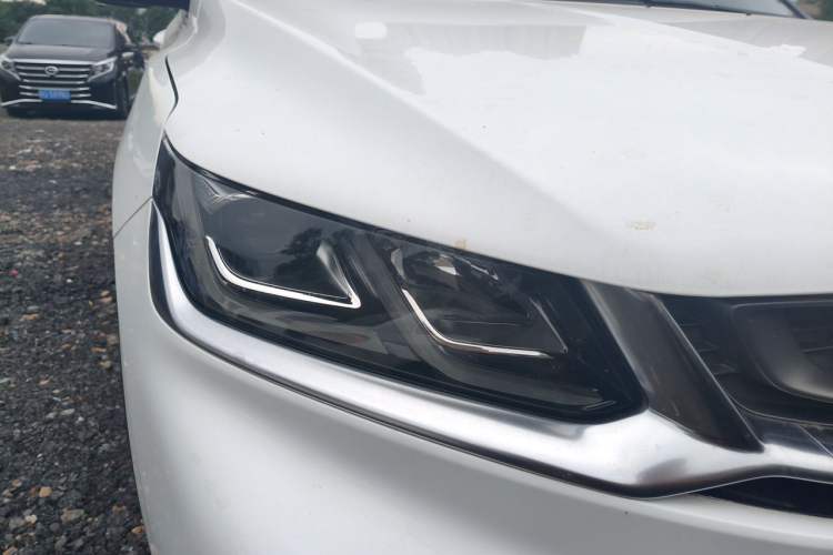 Used Geely Auto Coolray 2019 260T DCT Knight China V Standard Right Front Headlight