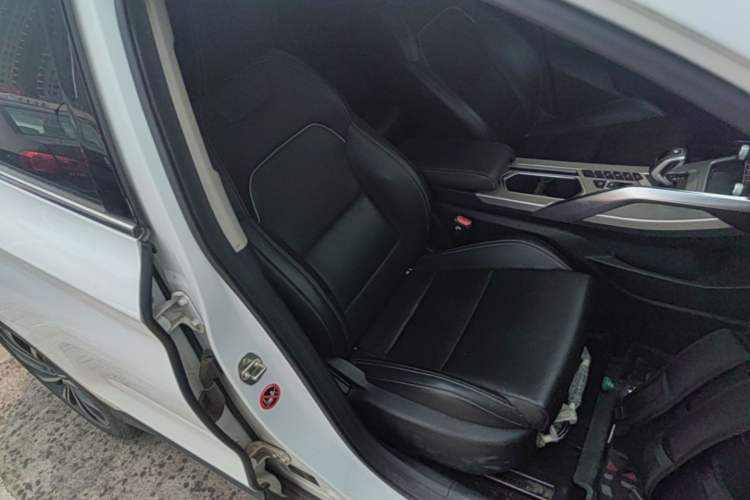 Used Geely Auto Coolray 2019 260T DCT Knight China V Standard Right Front Seat