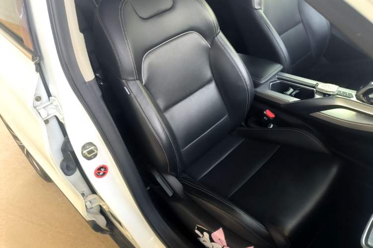 Used Geely Auto Coolray 2019 260T DCT Knight China V Standard Right Front Seat