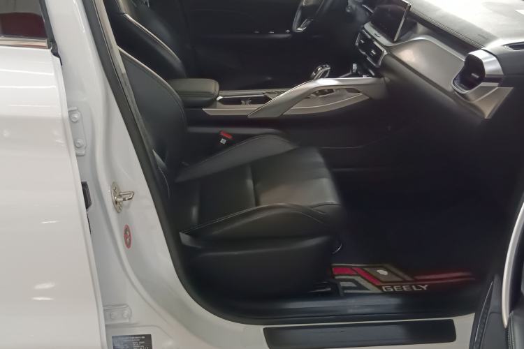 Used Geely Auto Coolray 2019 260T DCT Knight China V Standard Right Front Seat