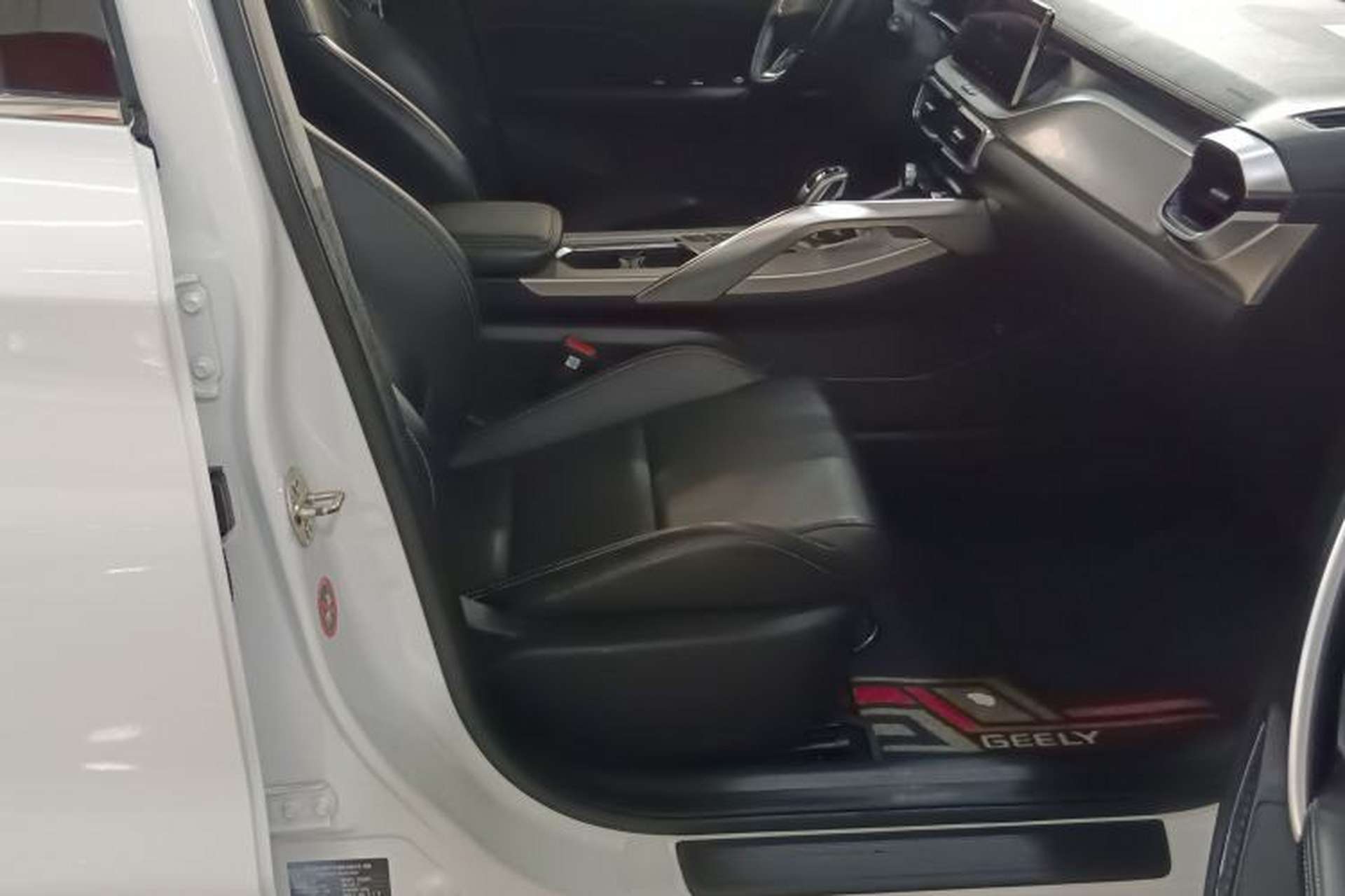 Used Geely Auto Coolray 2019 260T DCT Knight China V Standard Right Front Seat