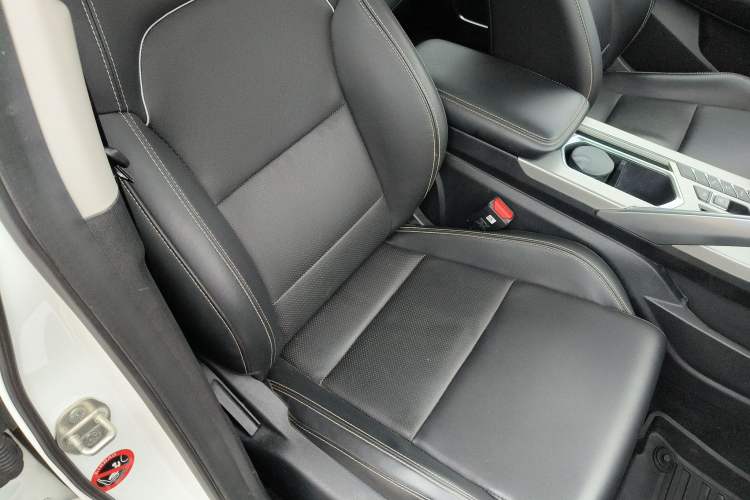 Used Geely Auto Coolray 2019 260T DCT Knight China VI Standard Right Front Seat