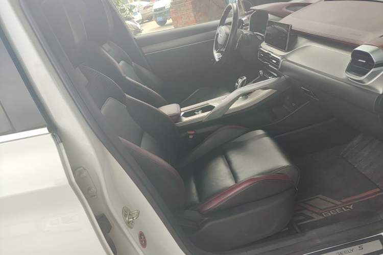 Used Geely Auto Coolray 2019 Sport Model 260T DCT Battle China V Standard Right Front Seat
