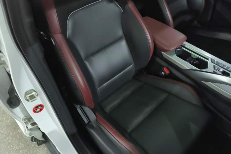 Used Geely Auto Coolray 2019 Sport Version 260T DCT Explorer China VI Standard Right Front Seat