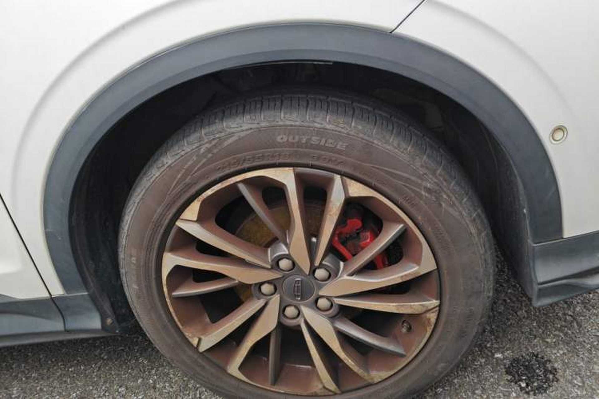 Used Geely Auto Coolray 2019 Sport Model 260T DCT Battle China V Standard Right Front Wheel Hub