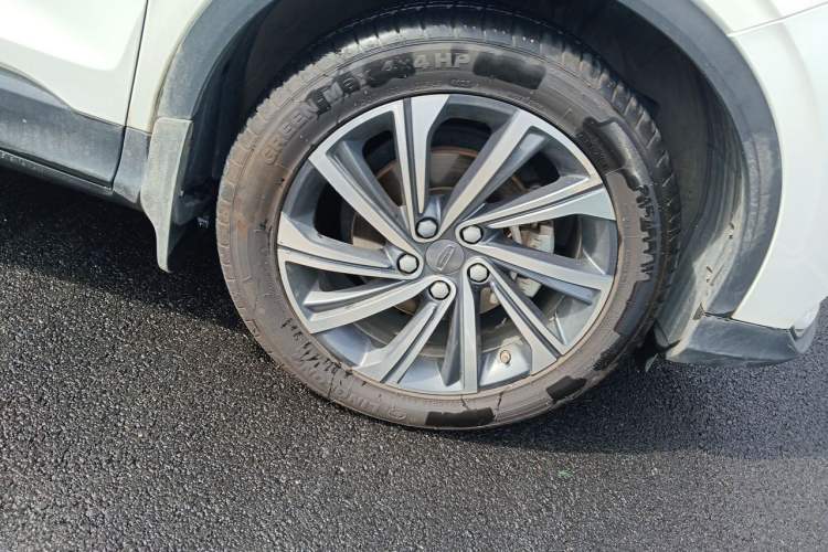 Used Geely Auto Coolray 2019 260T DCT Knight China VI Standard Right Front Wheel Hub