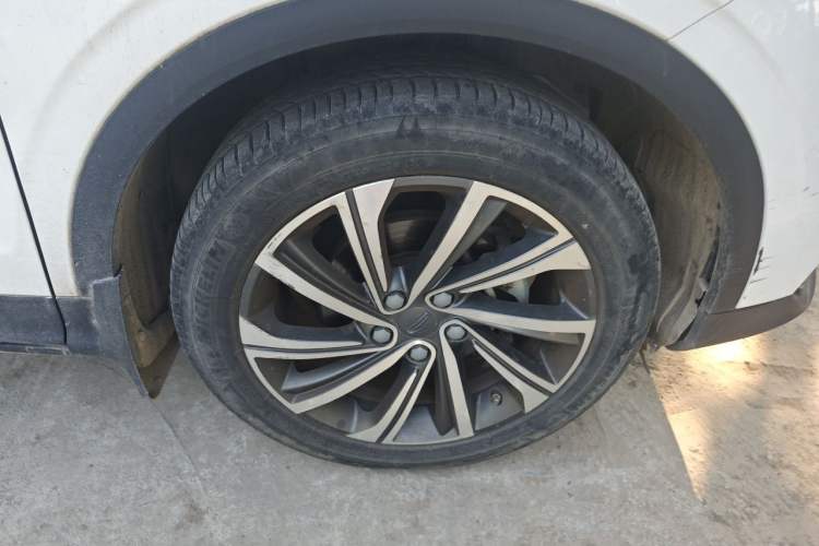 Used Geely Auto Coolray 2019 260T DCT Knight China VI Standard Right Front Wheel Hub