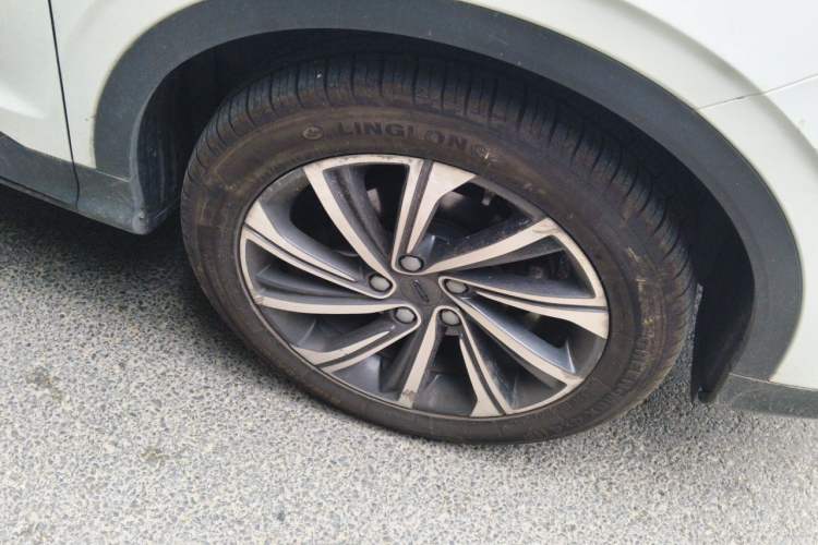 Used Geely Auto Coolray 2019 260T DCT Explorer China VI Standard Right Front Wheel Hub