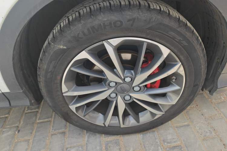 Used Geely Auto Coolray 2019 260T DCT Explorer China V Standard Right Front Wheel Hub